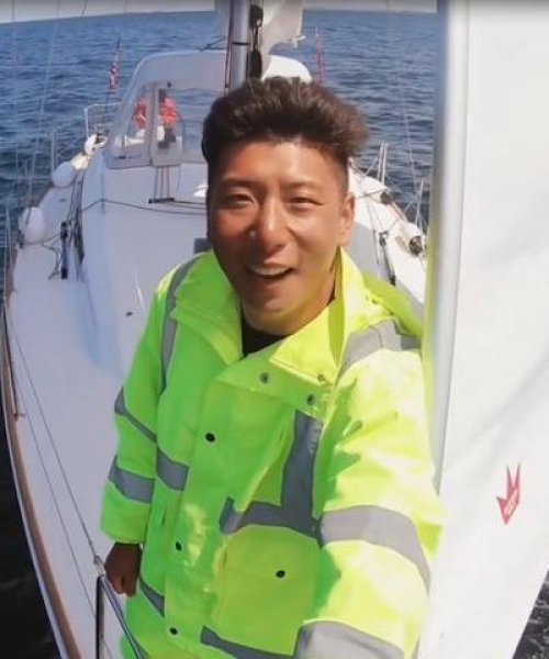 今日海峡新闻最新头条——科技巨头投资成都，引领产业创新升级